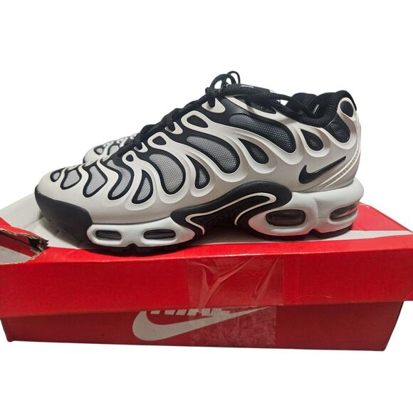 Nike Air Max Plus Drift Women's |  FV4081-102 | White Silver Black | Size 7 - Picture 1 of 8